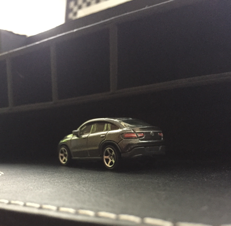 Illustration for article titled Teutonic Tuesday - ‘15 Merc GLE Coupe by Matchbox